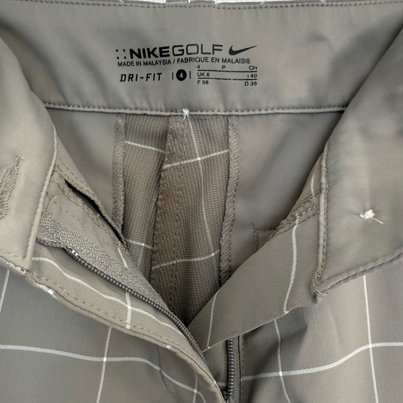 Nike Women Gray Plaid Chinos Golf Pants - Picture 3 of 5